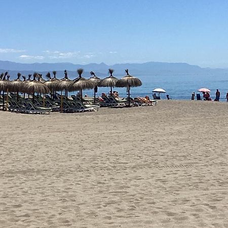 Fuengirola Puerto 2 Room & Parking المظهر الخارجي الصورة