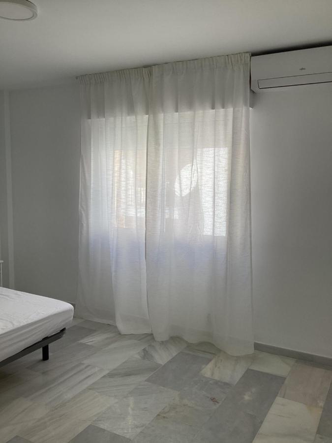 Fuengirola Puerto 2 Room & Parking المظهر الخارجي الصورة