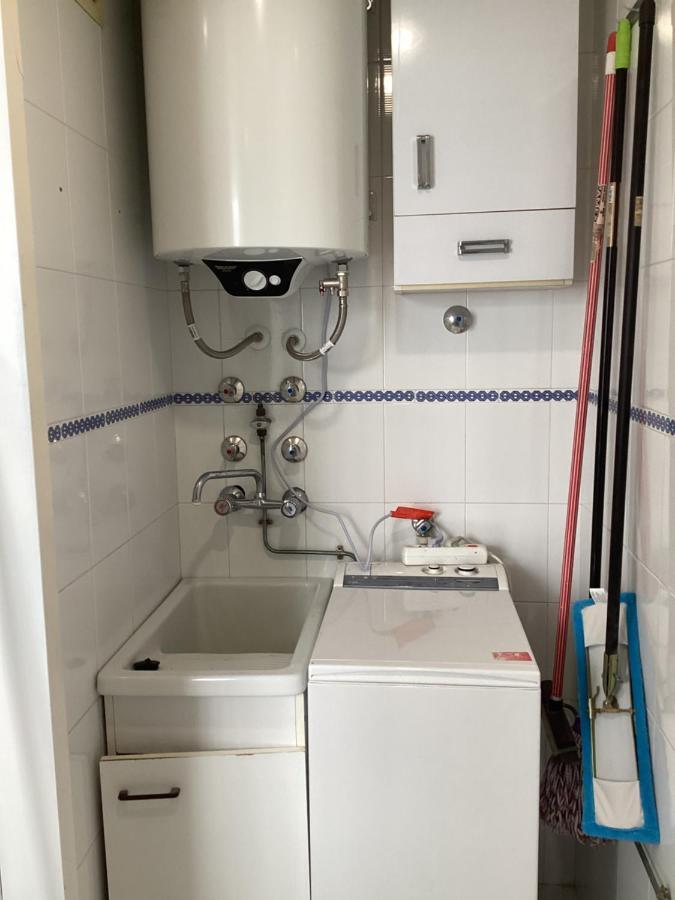 Fuengirola Puerto 2 Room & Parking المظهر الخارجي الصورة