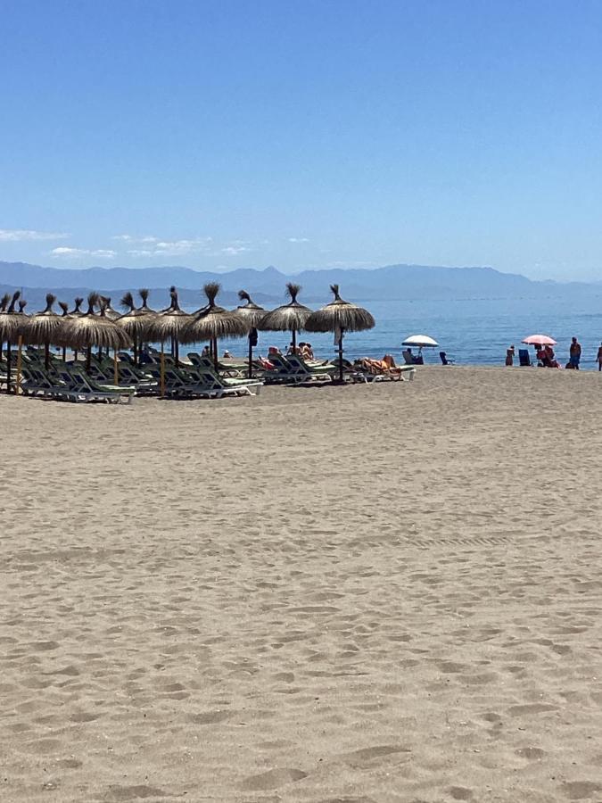 Fuengirola Puerto 2 Room & Parking المظهر الخارجي الصورة