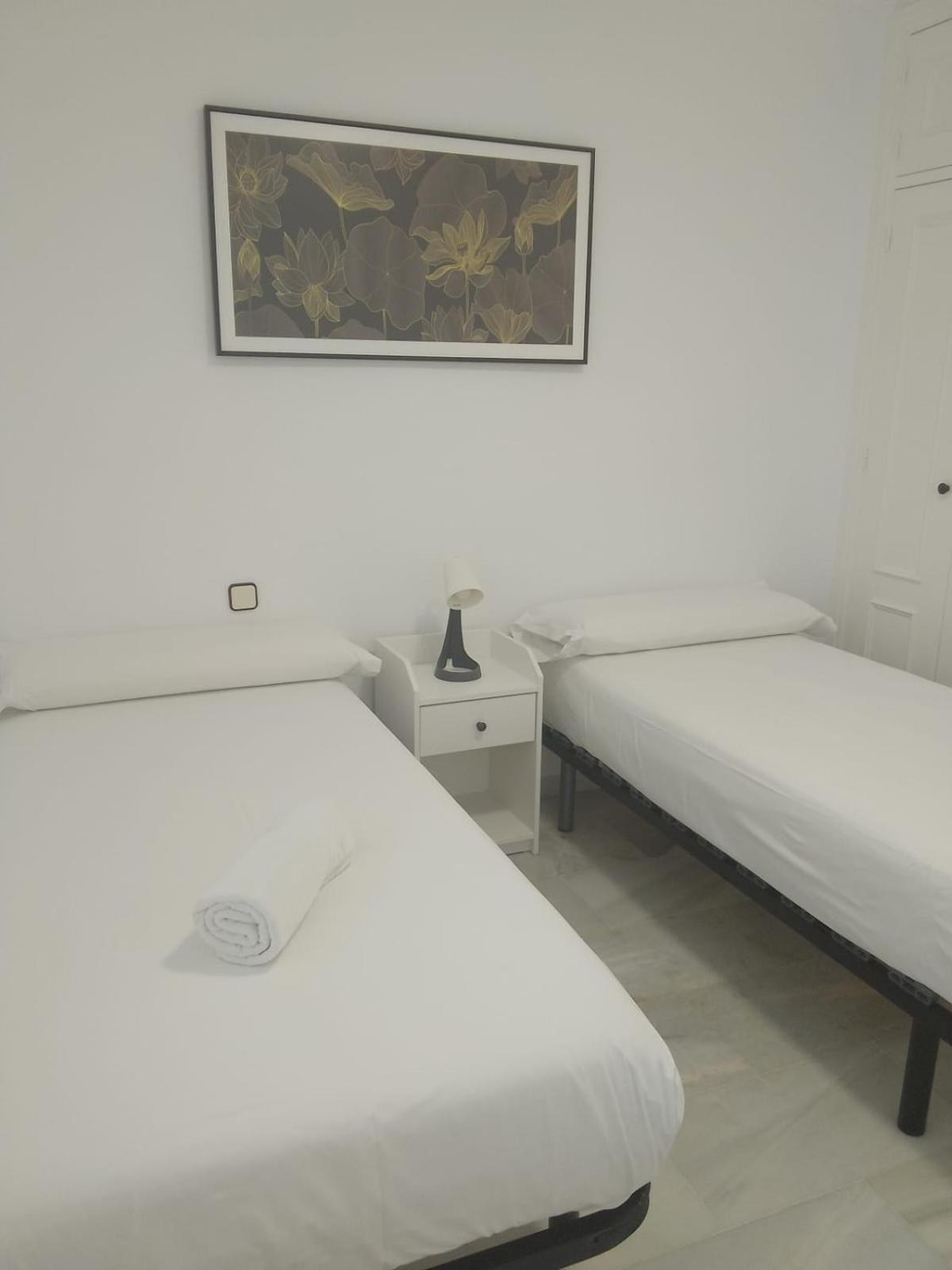 Fuengirola Puerto 2 Room & Parking المظهر الخارجي الصورة
