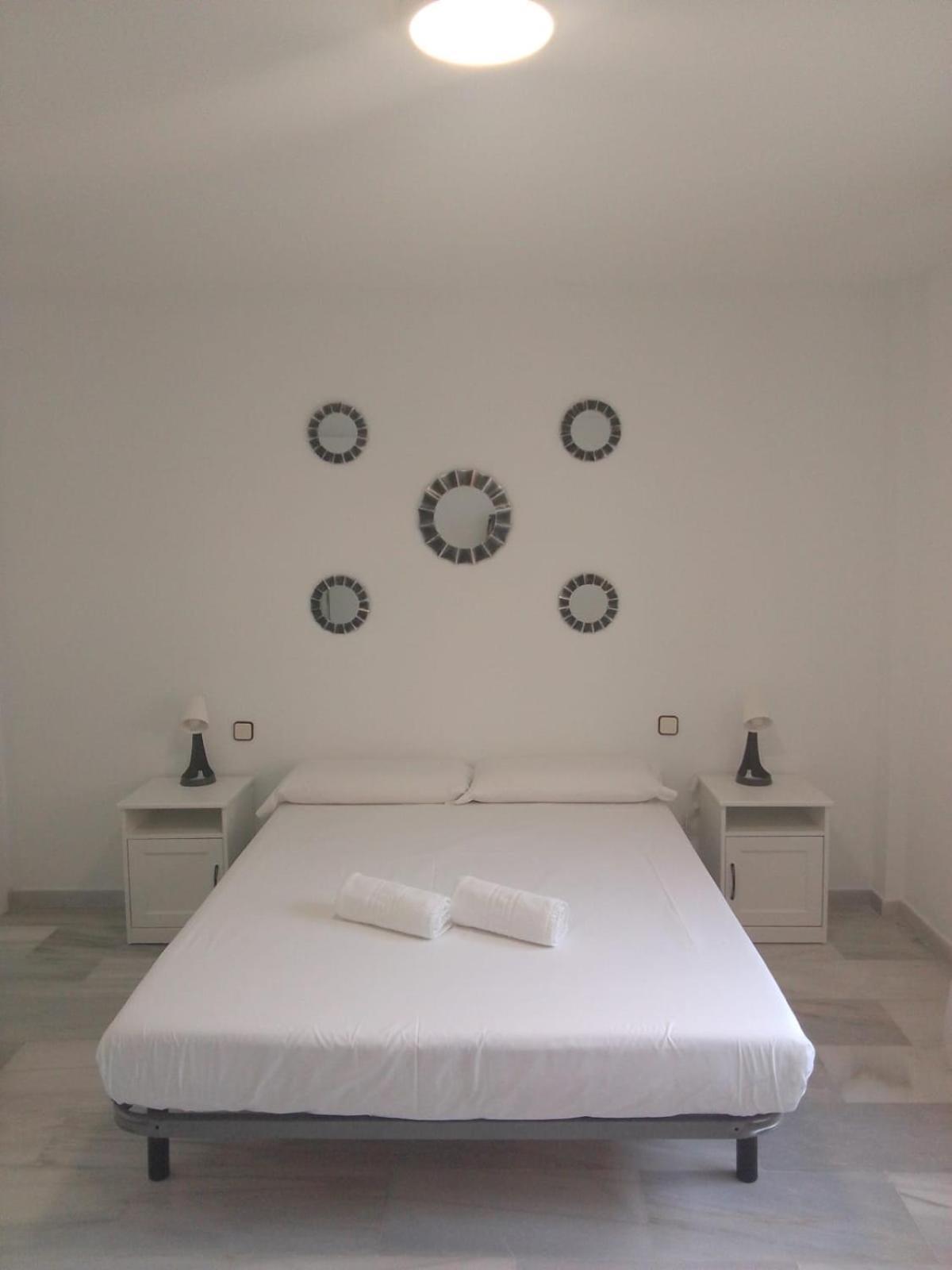 Fuengirola Puerto 2 Room & Parking المظهر الخارجي الصورة